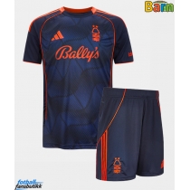 Nottingham Forest Morgan Gibbs-White #10 Tredjedraktsett Barn 2025-26 Kortermet (+ Korte bukser)